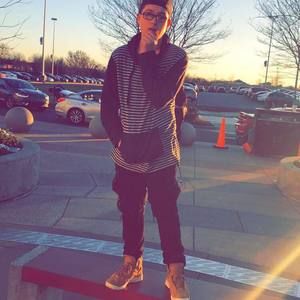 Meet your Posher, Chris